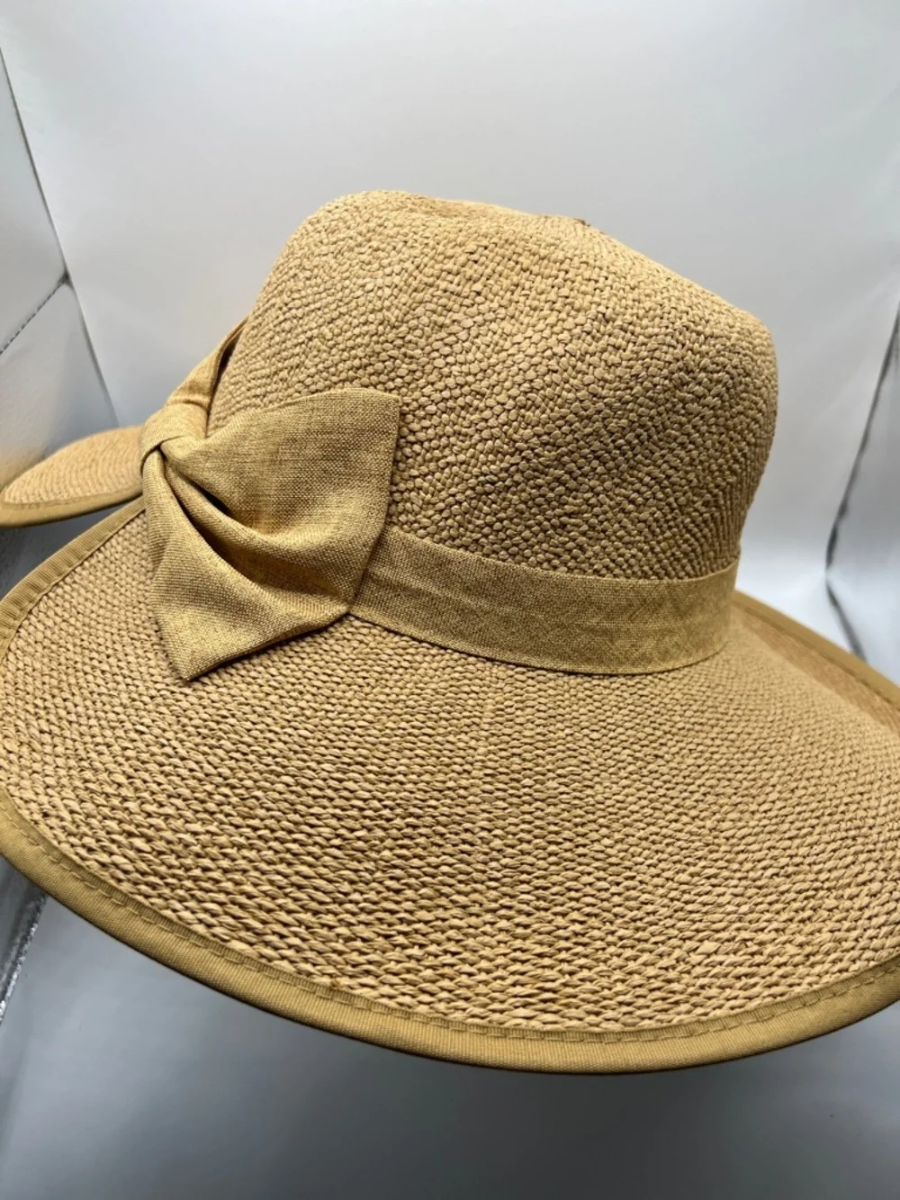 283. Women’s Adjustable Wide-Brim Sun Hat with Bow - Tan